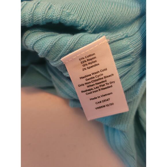 Talbots Plus Short Sleeve Blue Ribbed Button Accent Shoulder Sweater Size 1X - Picture 9 of 10